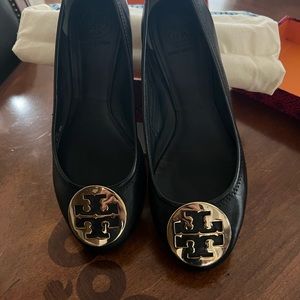 Tory Burch black ballet flats Sz 9